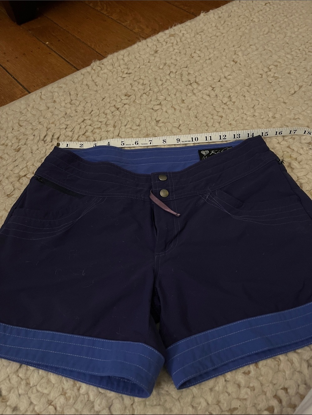 Kuhl size 8 women’s shorts